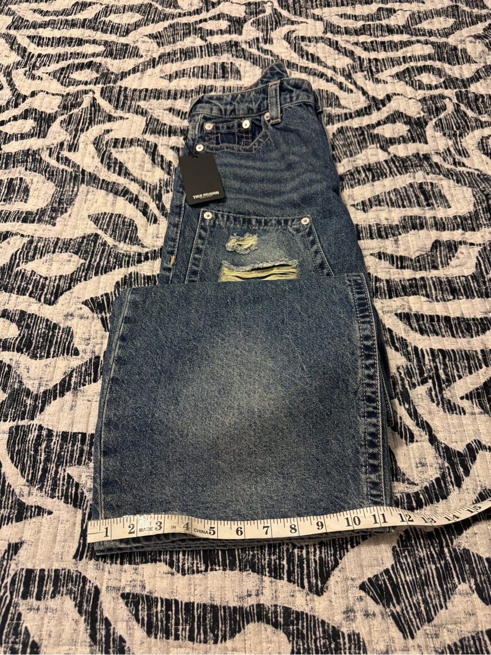 True Religion Women's Carpenter Bobbi Baggy Jean, Color: Globe Trek W/ Destroy.